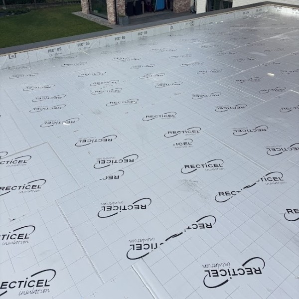 Garage in EPDM – Zwevegem